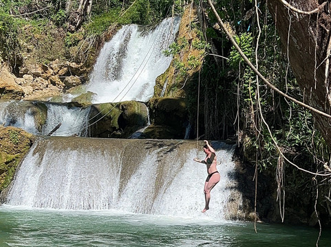 Nexus Tours-蒙特戈贝必去景点