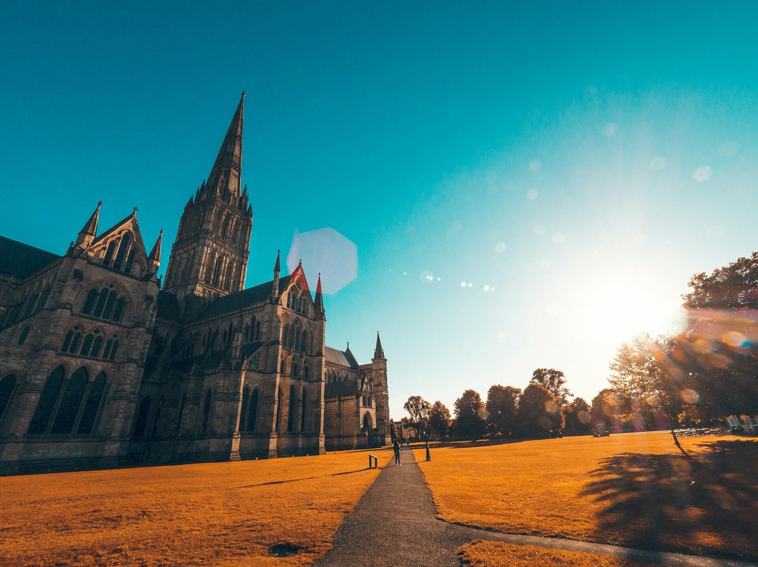 索尔兹伯里米尔福德大厅主图