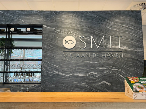 Smit Vis Aan De Haven