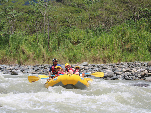 Costa Rica Explorer-主日镇必去景点
