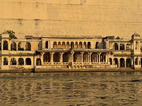 BOUT INDIA TOURS-斋蒲尔必去景点