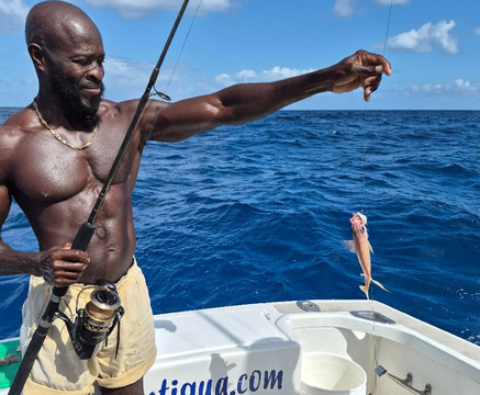 Mystic Amara III - Deep Sea & Bottom Fishing Charters-Jolly Harbour必去景点