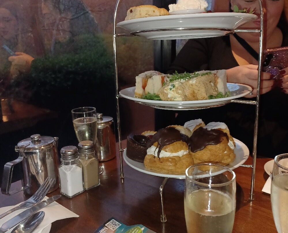 Holiday Inn 朗科恩主图