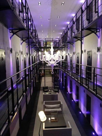 阿雷斯特之家-官方