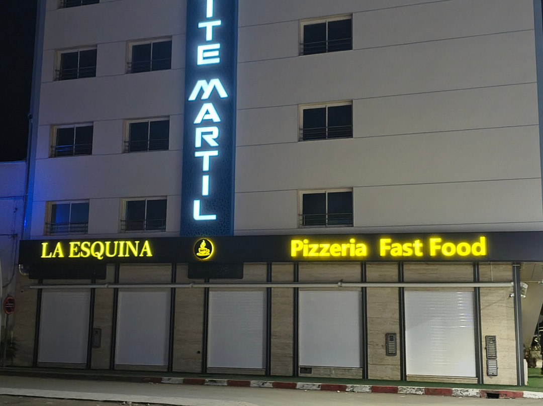 马特尔套房酒店主图
