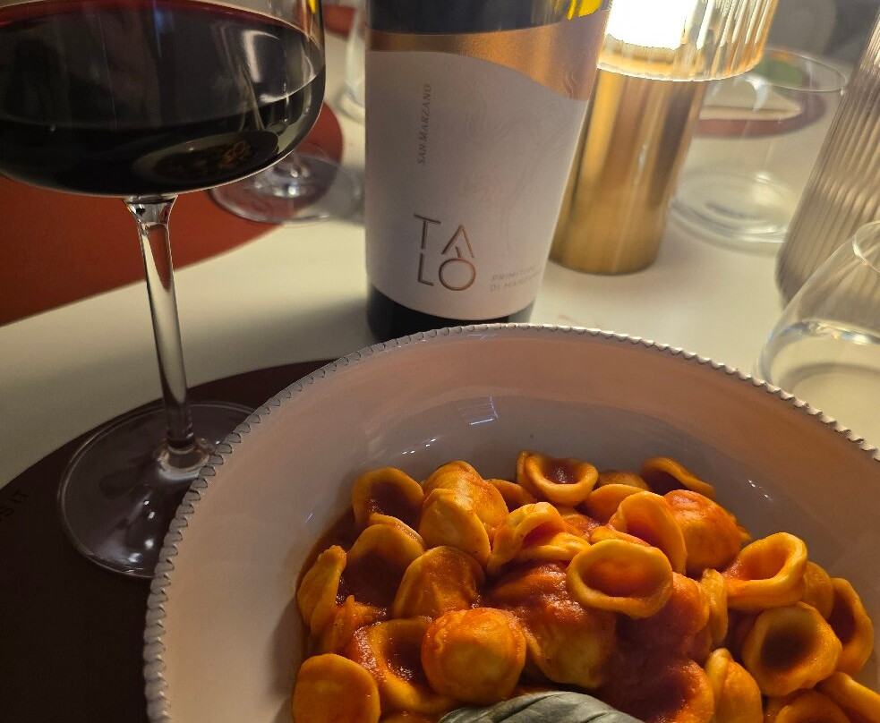 Dama Bianca Restaurant & Cafè