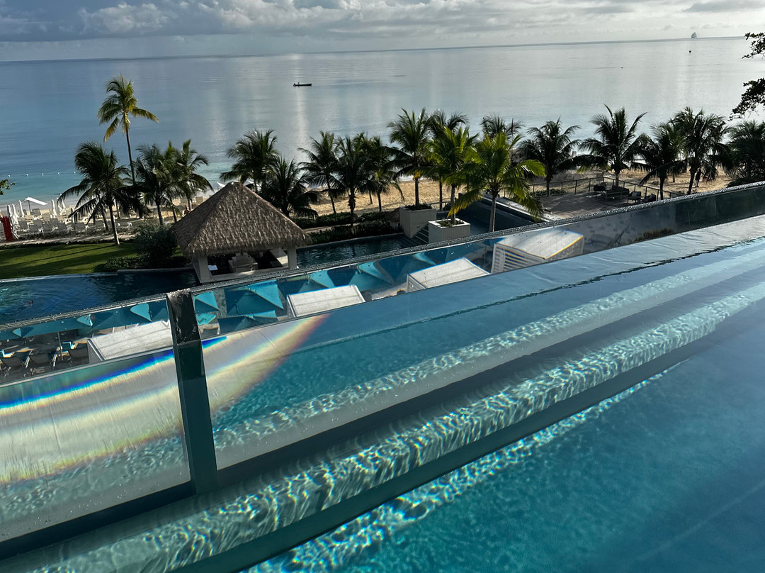 Sandals Dunn's River主图