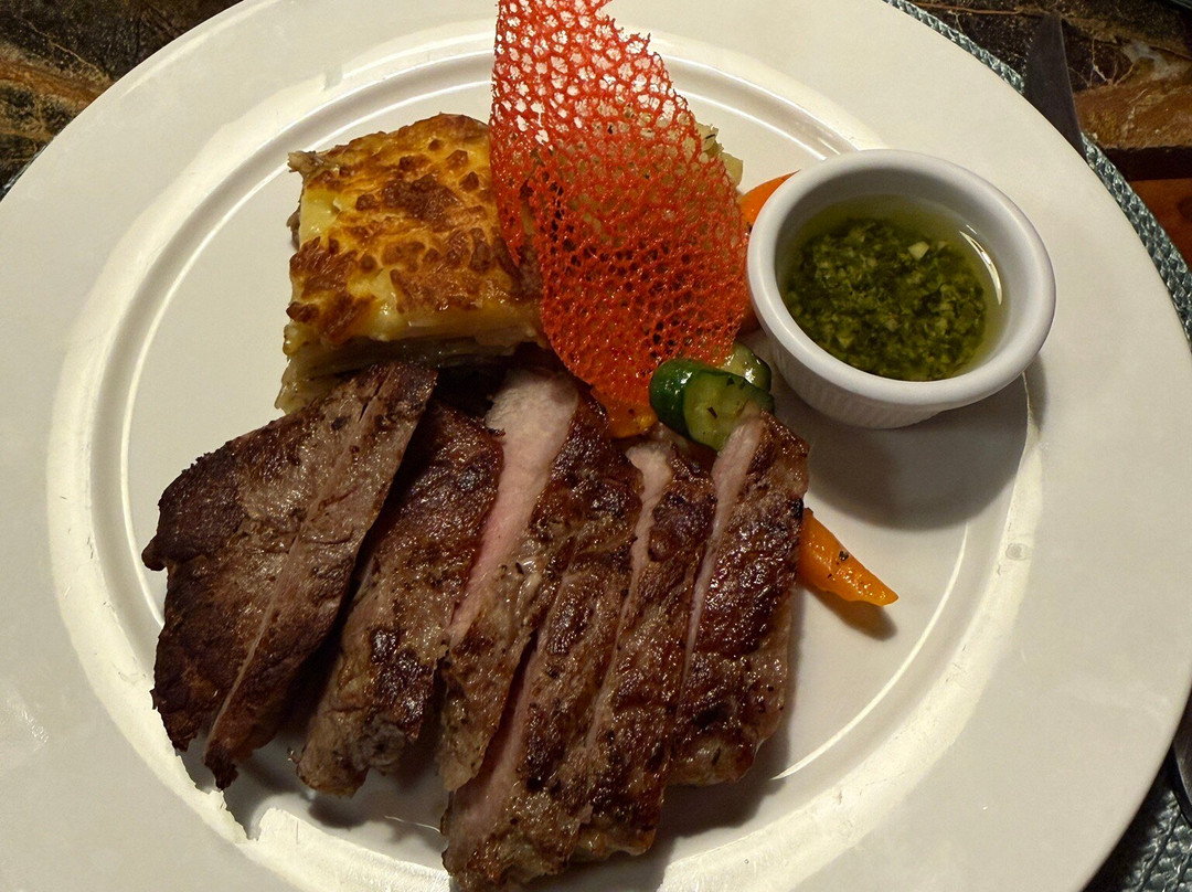 伊甸园酒店主图