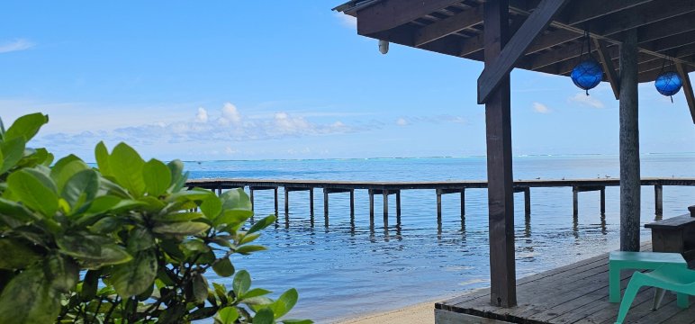 莫雷阿岛林纳希弗海滩度假村-旅行者
