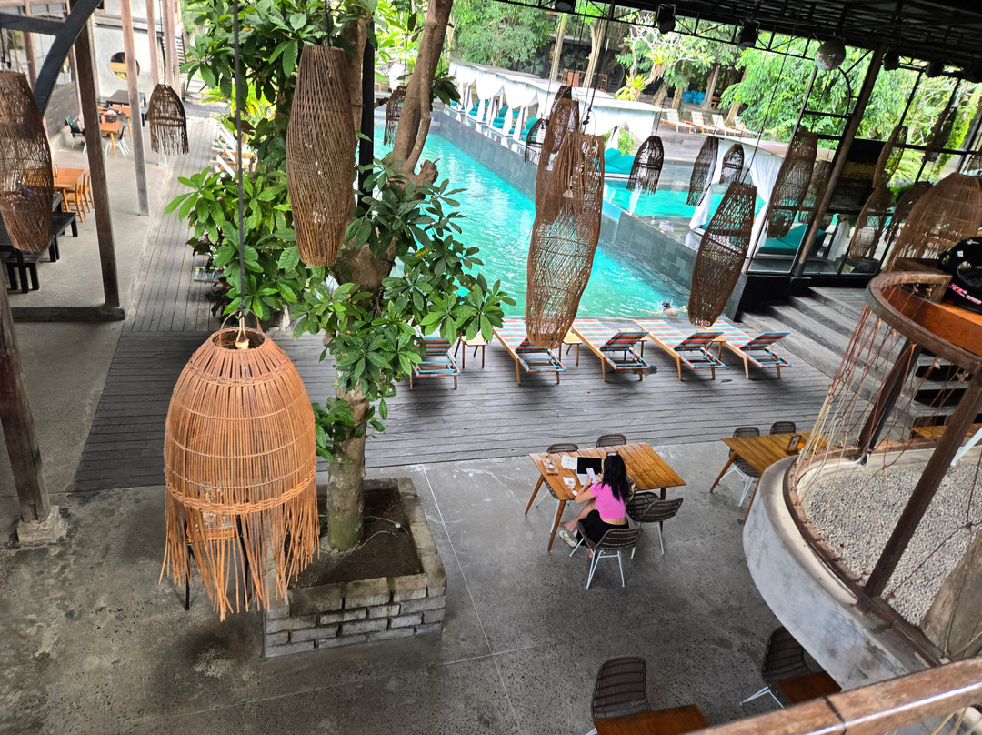 Titi Batu Ubud Club-Mas必去景点