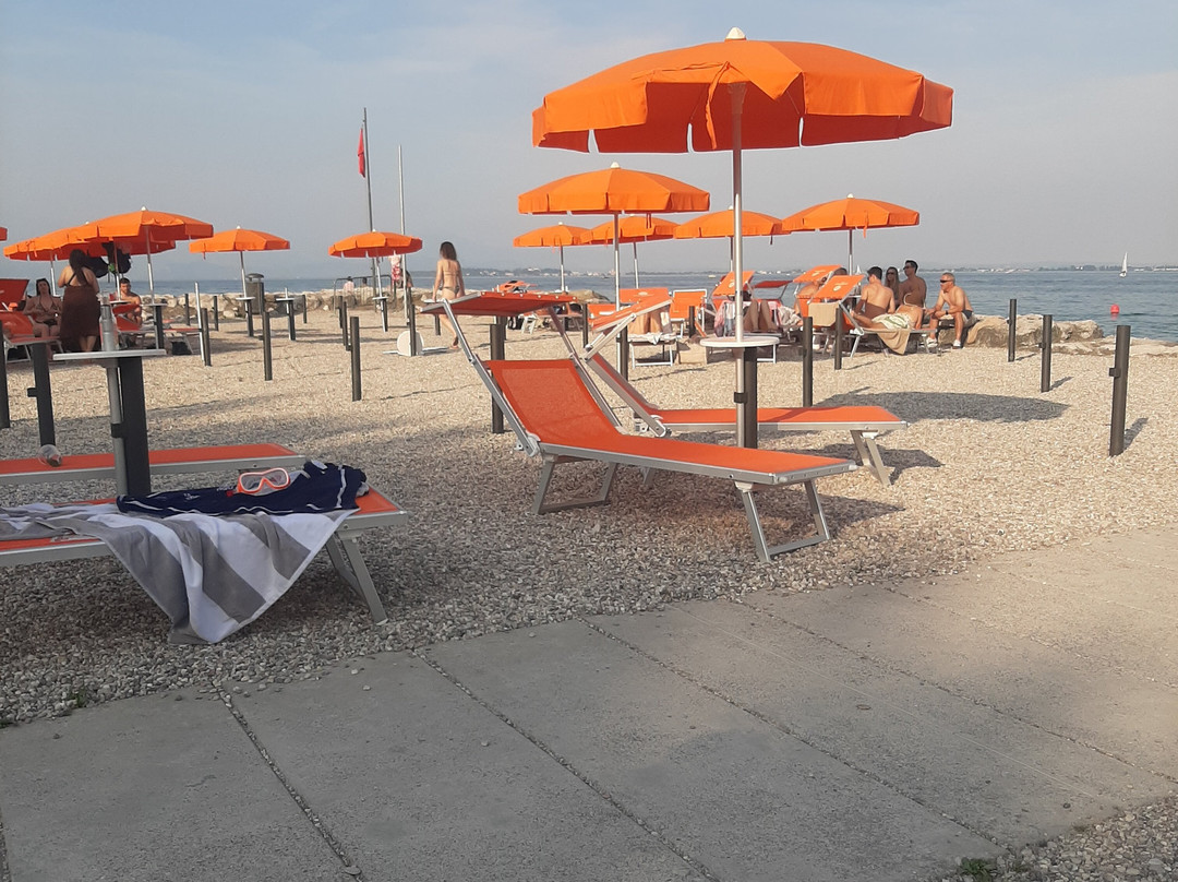 Spiaggia Desenzanino-代森扎诺-德尔加达必去景点