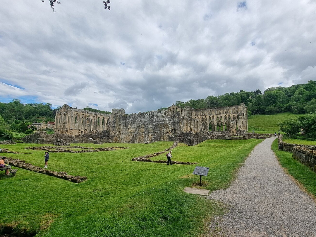 Rievaulx Abbey-赫尔姆斯利必去景点