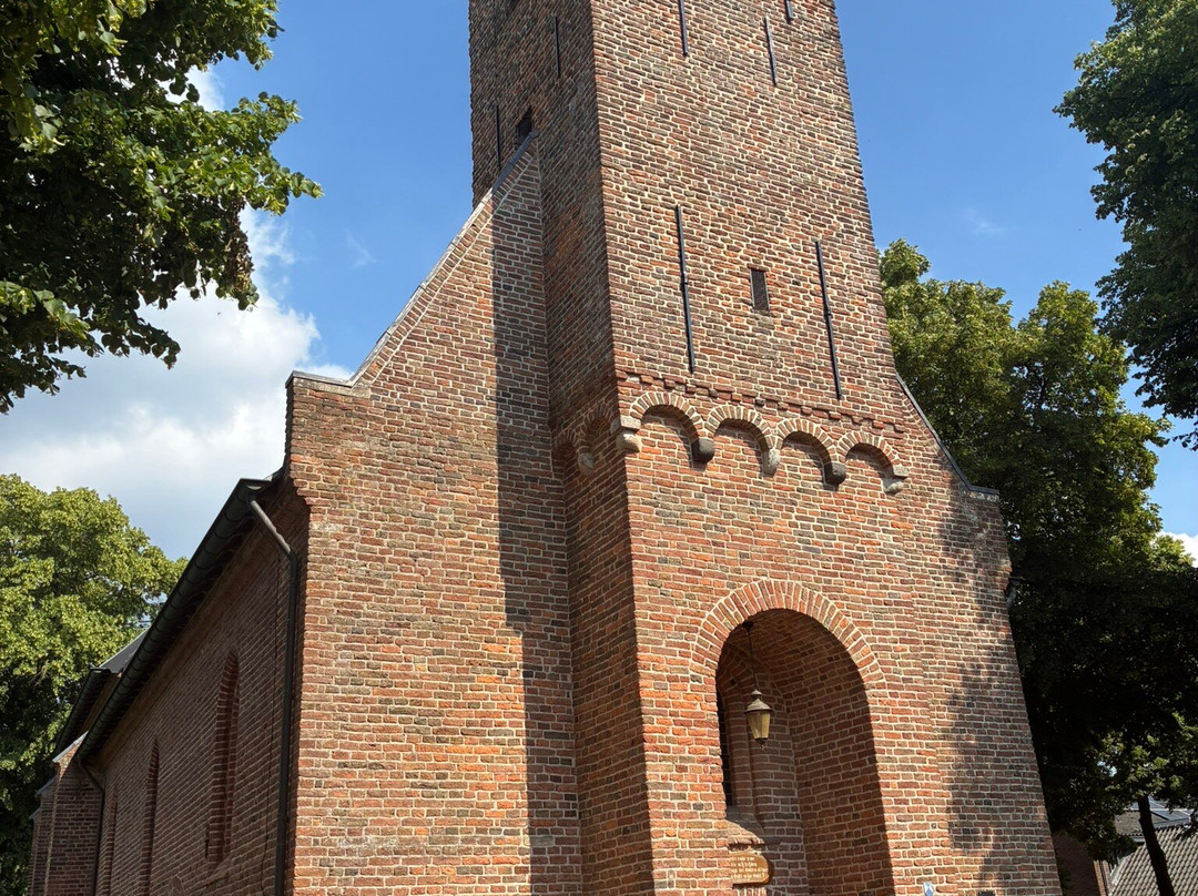 Hervormde kerk-奥特洛必去景点