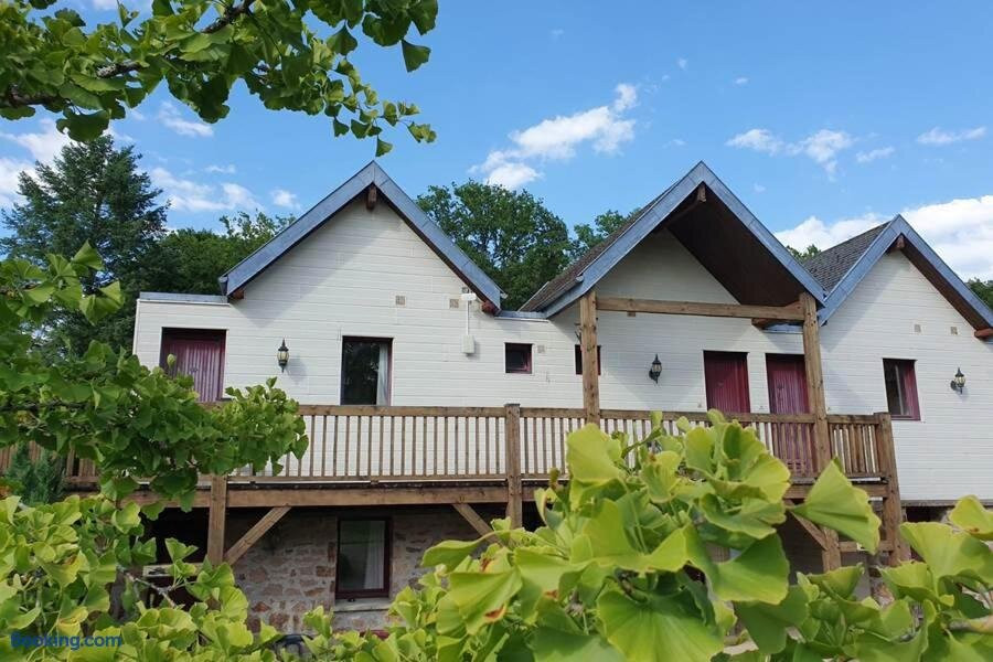 Chambres de sejour et Brasserie du Coiroux