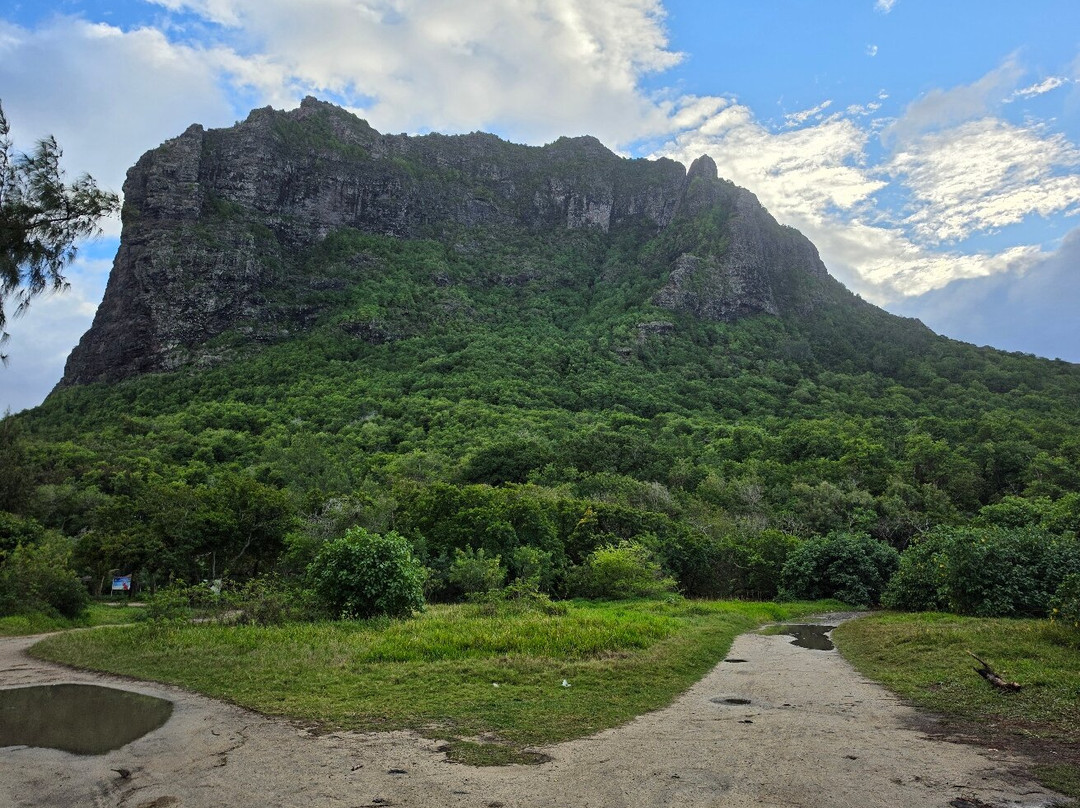 莫纳山-莫纳山必去景点