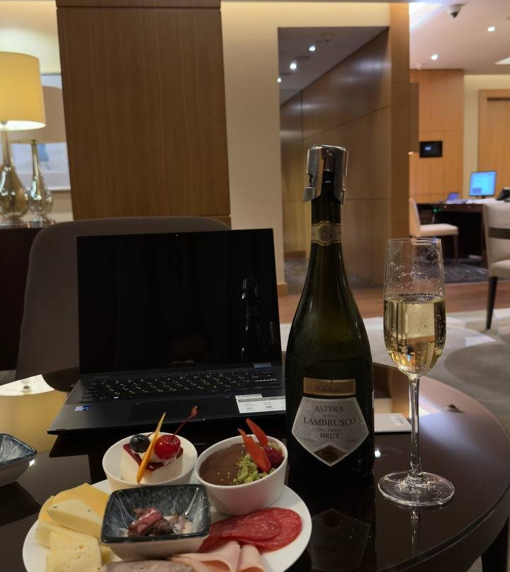 塔什干凯悦酒店主图