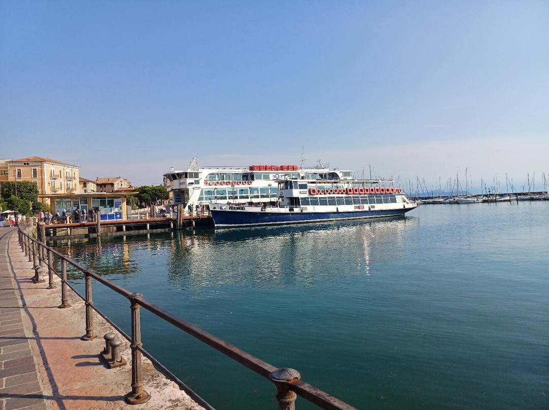 Lungolago Di Desenzano Del Garda-代森扎诺-德尔加达必去景点