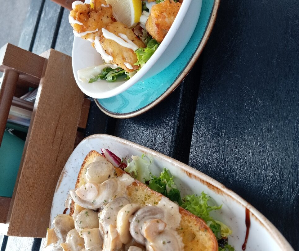 伯内特阿姆斯酒店主图