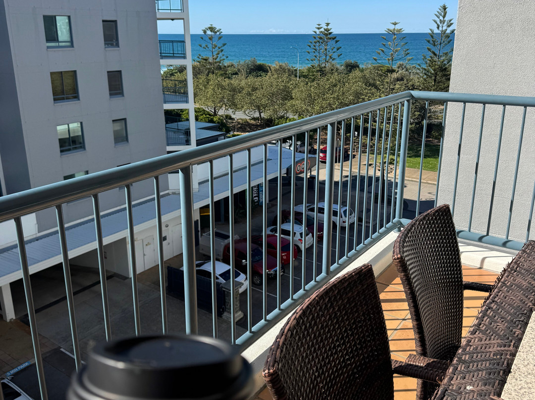 阳光海岸滨海盛橡度假酒店主图