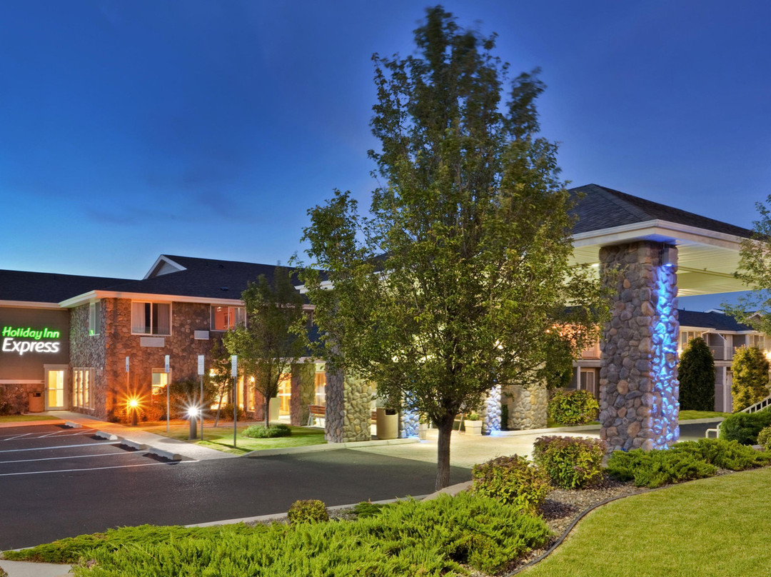 Holiday Inn Express 刘易斯顿主图