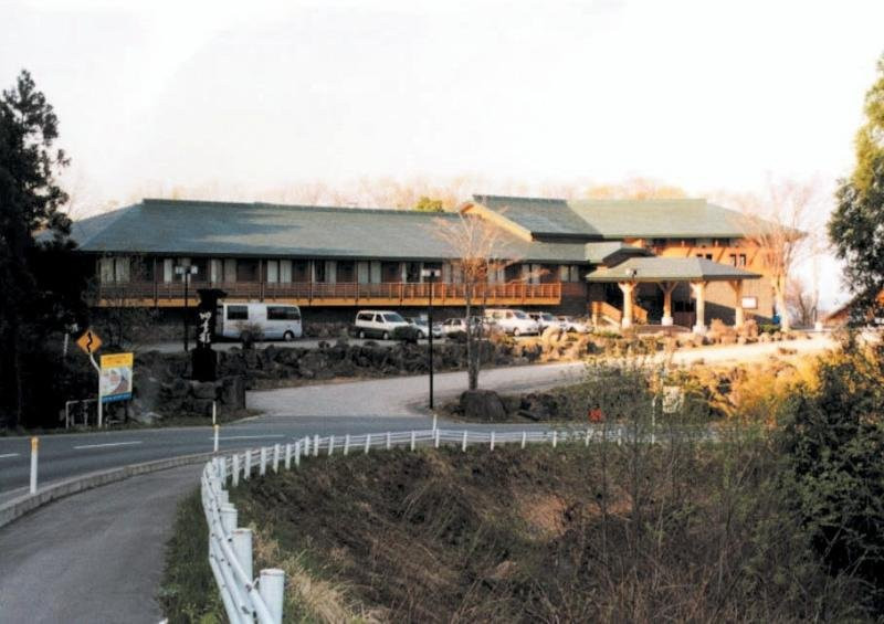 山麓庄别馆四季彩广场酒店