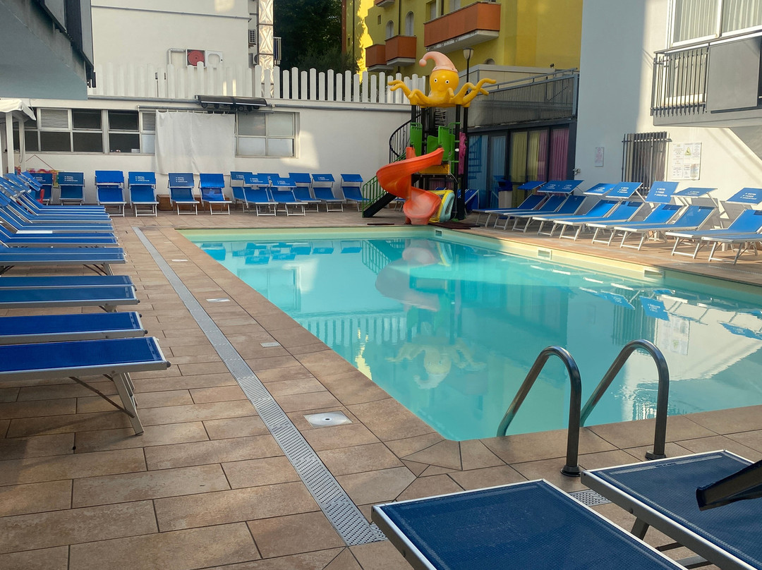 Hotel Christian Rivazzurra主图