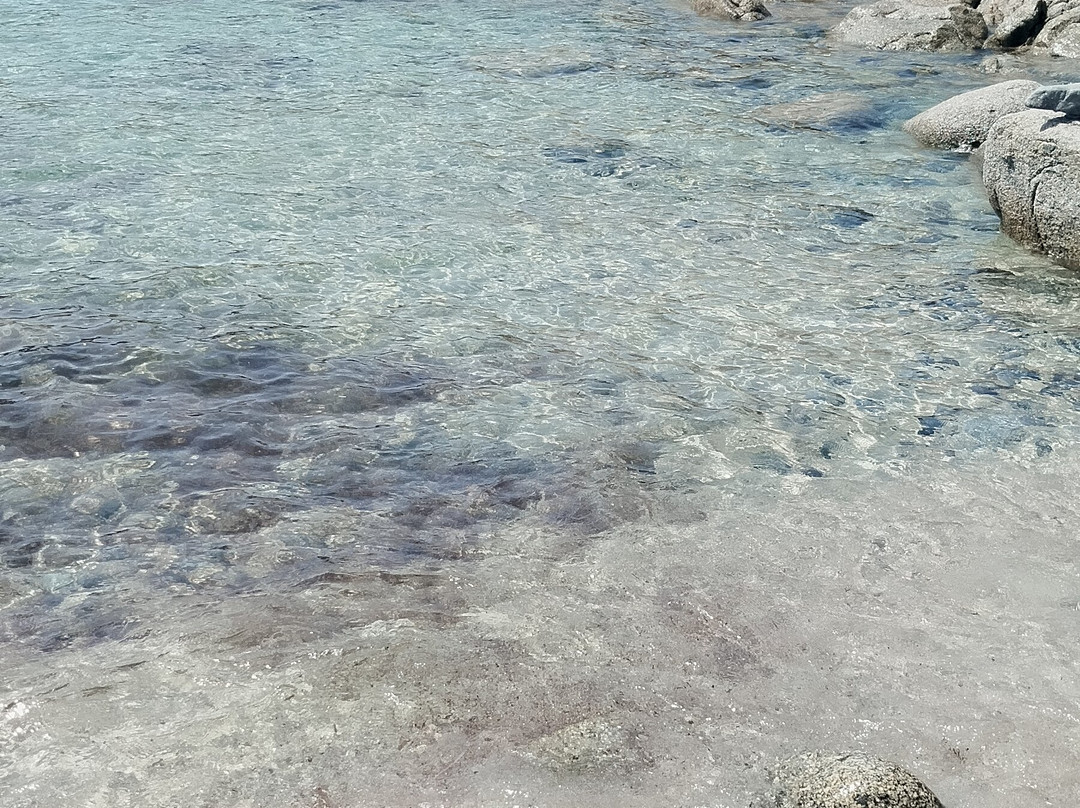 Spiaggia di Porto Sa Ruxi-维拉西谬斯必去景点
