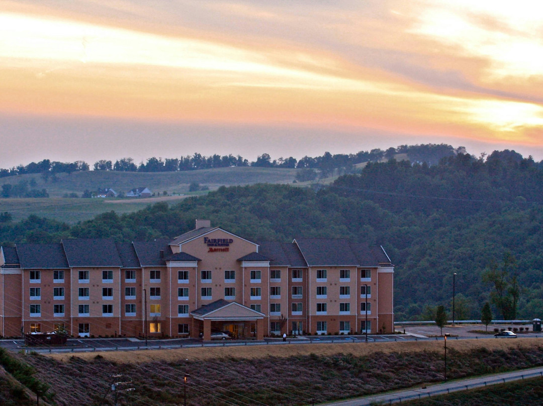 Mount Morris酒店住宿-Fairfield by Marriott Inn & Suites Morgantown