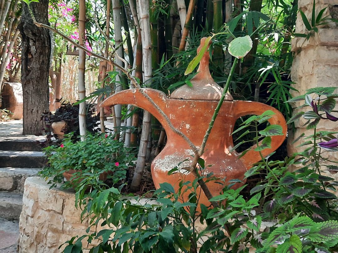 Al- Muna Gardens-Julis必去景点