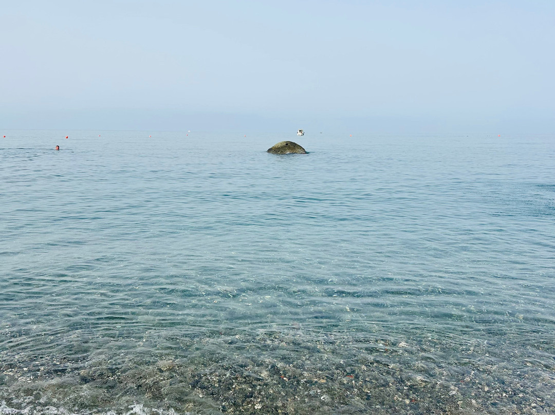 Spiaggia di Cava dell'Isola-福里奥必去景点