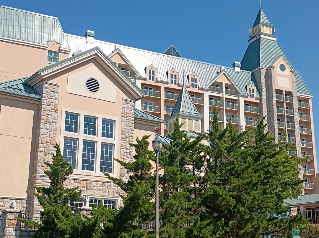 湖上度假酒店及会议中心主图