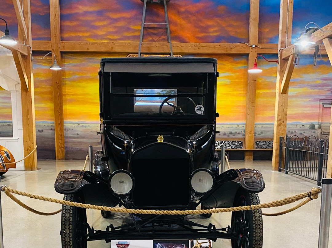Woody’s Classic Cars & Baseball Museum-Cross Plains必去景点