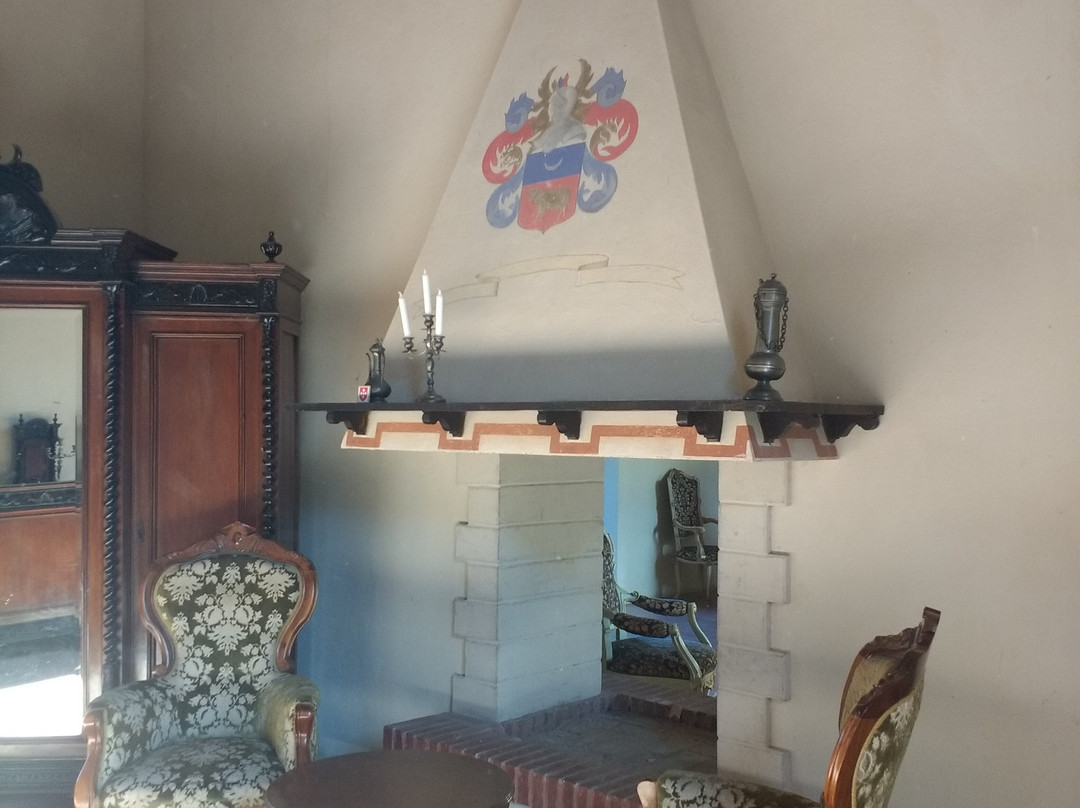 Castello Pallavicino di Varano de' Melegari-Varano de' Melegari必去景点