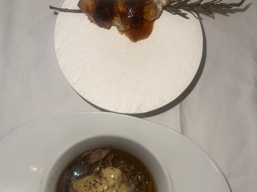 伊甸洛克度假酒店主图