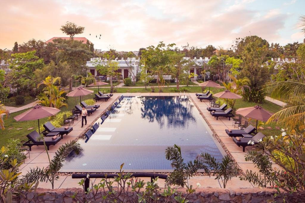 The Amazing Resort