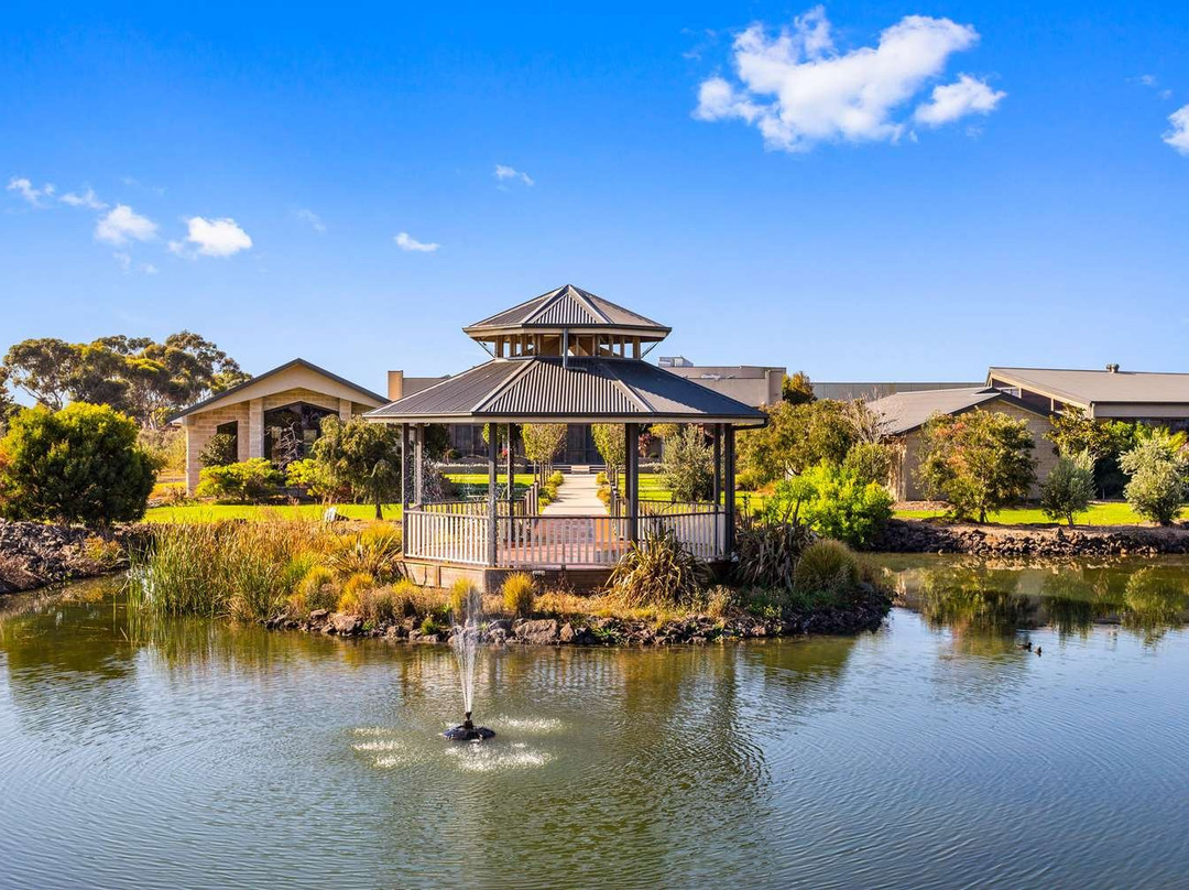 Quality Suites Point Cook Seasons 5主图