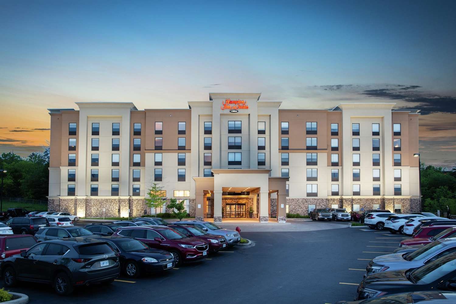 Hampton Inn & Suites by Hilton Barrie-官方