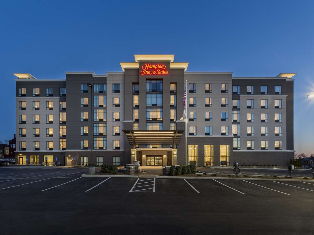 Hampton Inn And Suites Newport/cincinnati主图