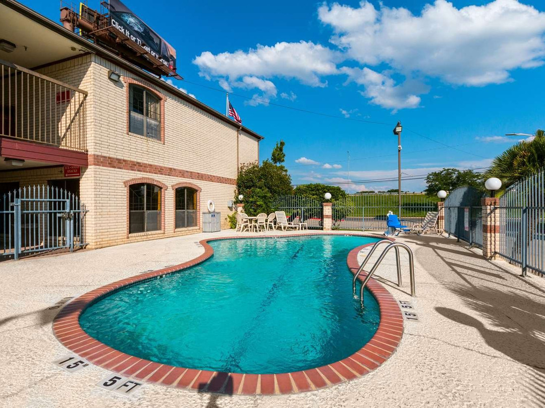 Quality Inn University near Downtown主图