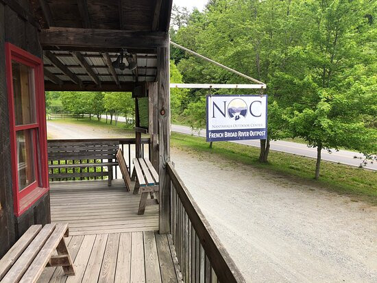 Nantahala Outdoor Center - French Broad River Outpost景点图片