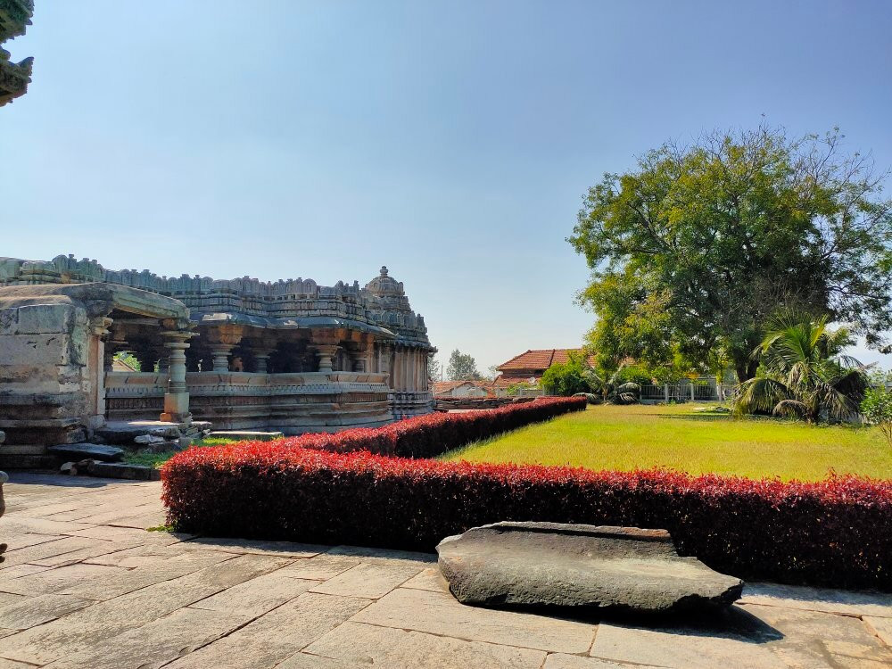Sri Veeranarayana Temple景点图片