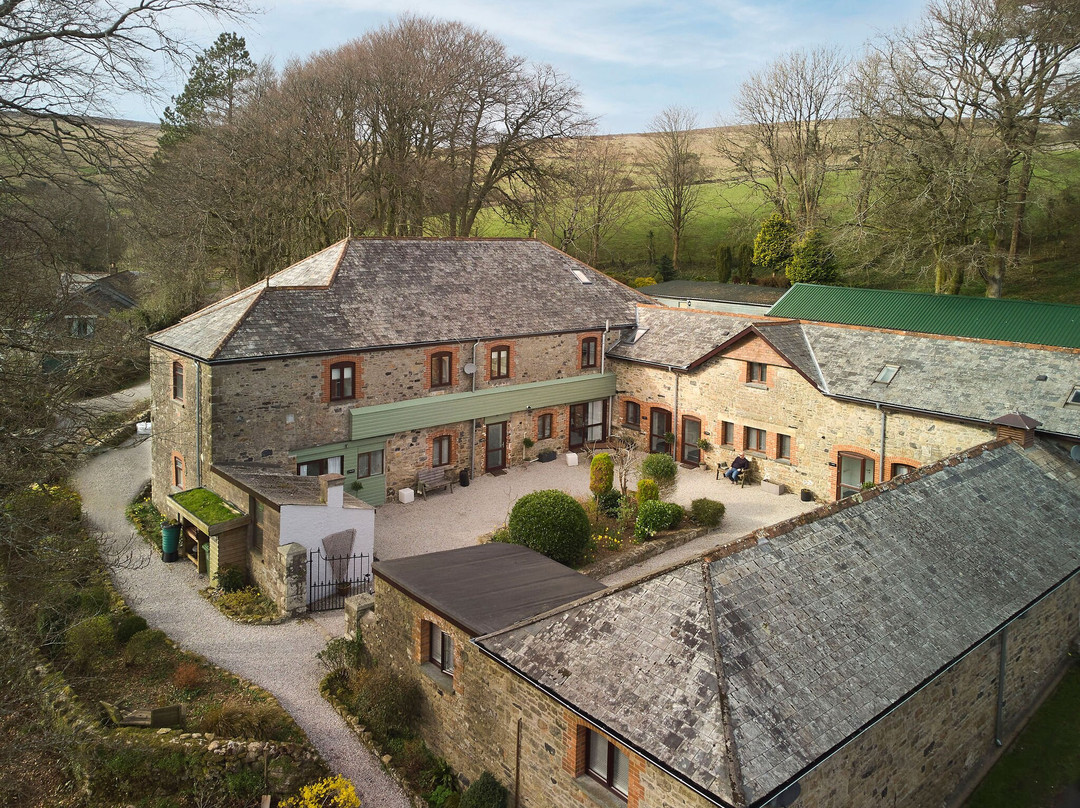 The Roost - the Cottages at Blackadon Farm