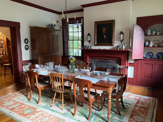 1840 Tucker House Bed and Breakfast主图