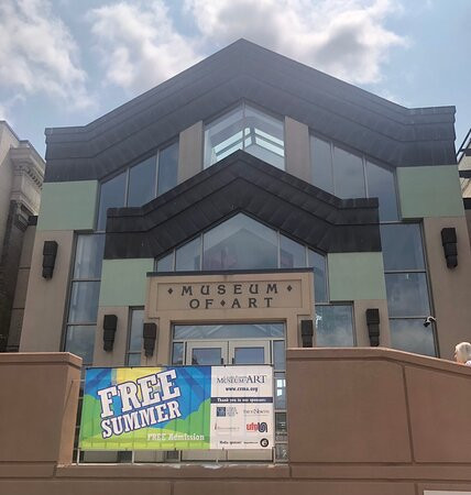 Cedar Rapids Museum of Art-锡达拉皮兹必去景点