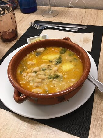 Hostal El Pozo主图