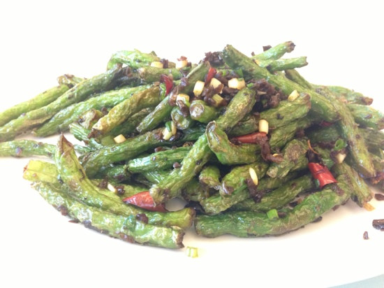 正定县餐馆和美食-峨眉小镇