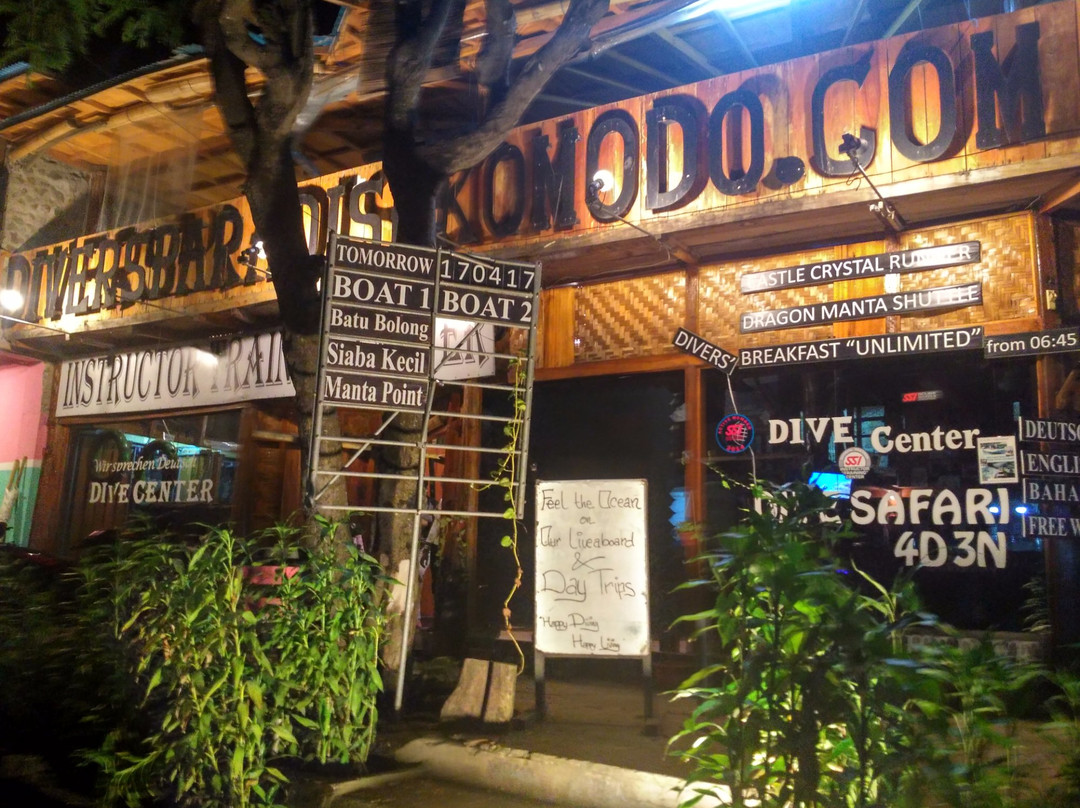 Divers Paradise Komodo景点图片