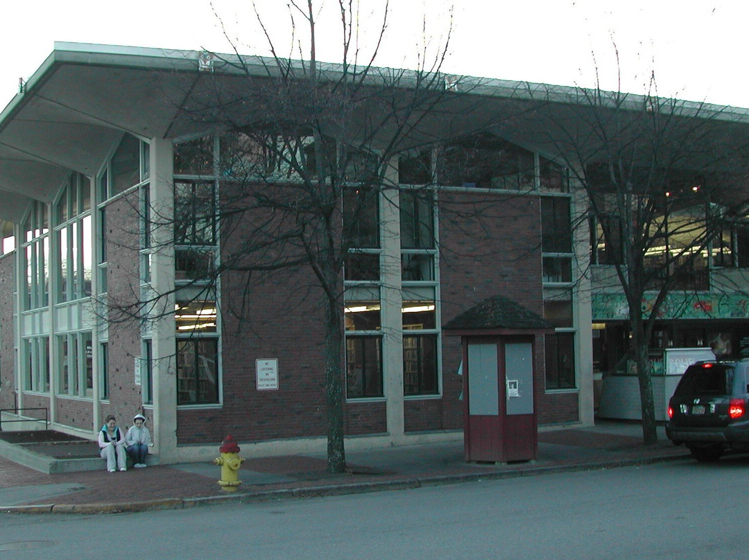 Fitchburg Public Library景点图片