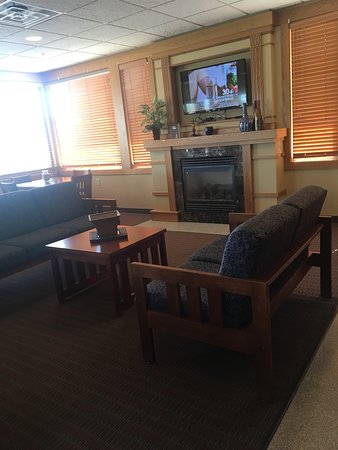 Prairie Inn and Suites-官方