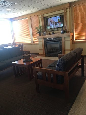 Prairie Inn and Suites主图